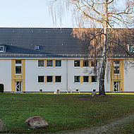 Neuer Fassadenanstrich an einem Haus in Mönkeberg, Schleswig-Holstein